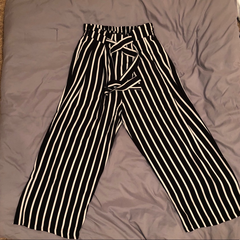 Zara cropped pants